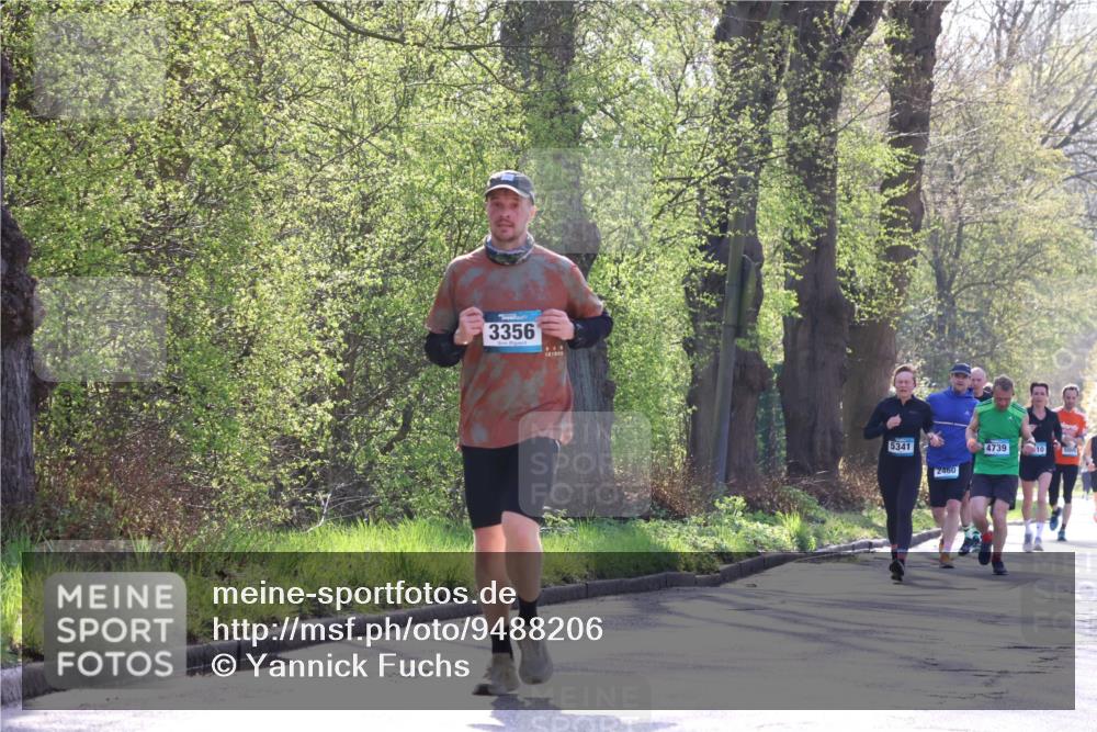 12.04.2026 - 45. Internationalen Wilhelmsburger Insellauf Yannick Fuchs http://msf.ph/oto/9488206 12.04.2026 10:33:35 Laufen 3356, 181063, 5341, 4739, 10, 2460 meine-sportfotos.de