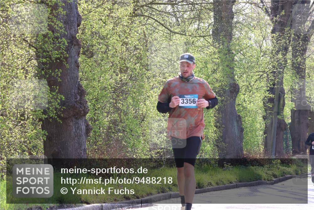 12.04.2026 - 45. Internationalen Wilhelmsburger Insellauf Yannick Fuchs http://msf.ph/oto/9488218 12.04.2026 10:33:36 Laufen 3356 meine-sportfotos.de