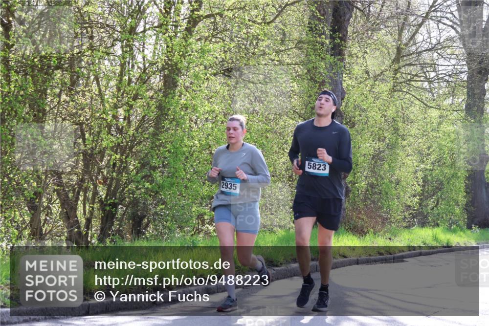 12.04.2026 - 45. Internationalen Wilhelmsburger Insellauf Yannick Fuchs http://msf.ph/oto/9488223 12.04.2026 10:39:20 Laufen 2935, 5823 meine-sportfotos.de