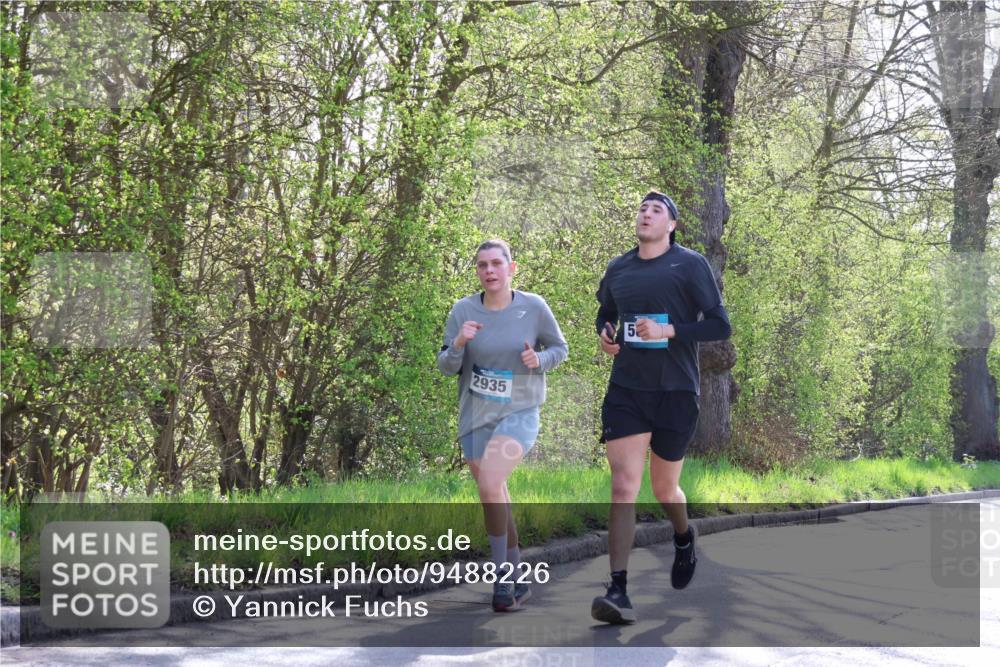 12.04.2026 - 45. Internationalen Wilhelmsburger Insellauf Yannick Fuchs http://msf.ph/oto/9488226 12.04.2026 10:39:20 Laufen 2935 meine-sportfotos.de