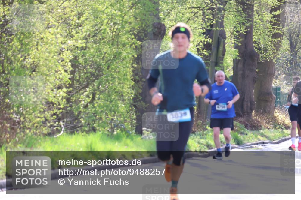 12.04.2026 - 45. Internationalen Wilhelmsburger Insellauf Yannick Fuchs http://msf.ph/oto/9488257 12.04.2026 10:39:23 Laufen 3039, 4756 meine-sportfotos.de