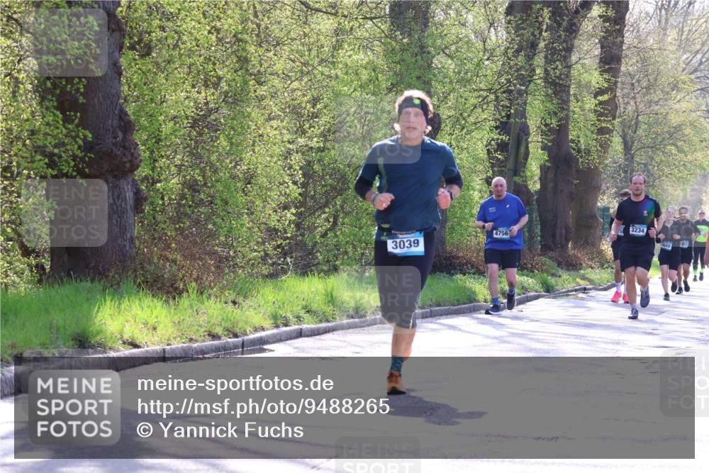 12.04.2026 - 45. Internationalen Wilhelmsburger Insellauf Yannick Fuchs http://msf.ph/oto/9488265 12.04.2026 10:39:24 Laufen 4756, 53234, 3039 meine-sportfotos.de