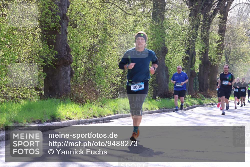 12.04.2026 - 45. Internationalen Wilhelmsburger Insellauf Yannick Fuchs http://msf.ph/oto/9488273 12.04.2026 10:39:24 Laufen 3039, 475, 3234, 3049, 4903 meine-sportfotos.de