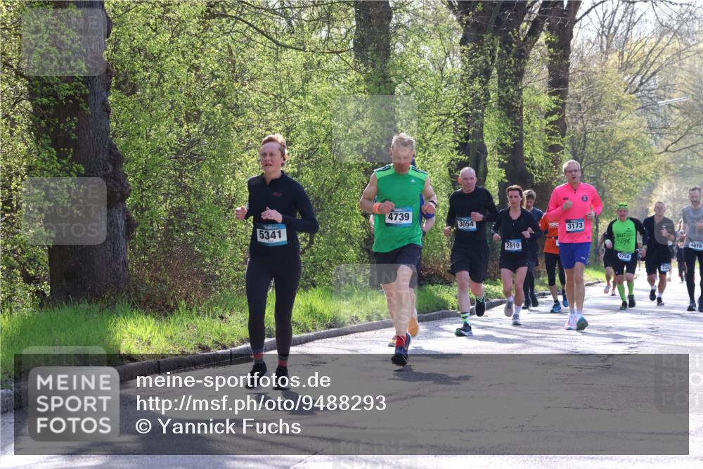 12.04.2026 - 45. Internationalen Wilhelmsburger Insellauf Yannick Fuchs http://msf.ph/oto/9488293 12.04.2026 10:33:43 Laufen 4739, 3054, 5341, 2810, 3173, 4758, 334, 4815 meine-sportfotos.de