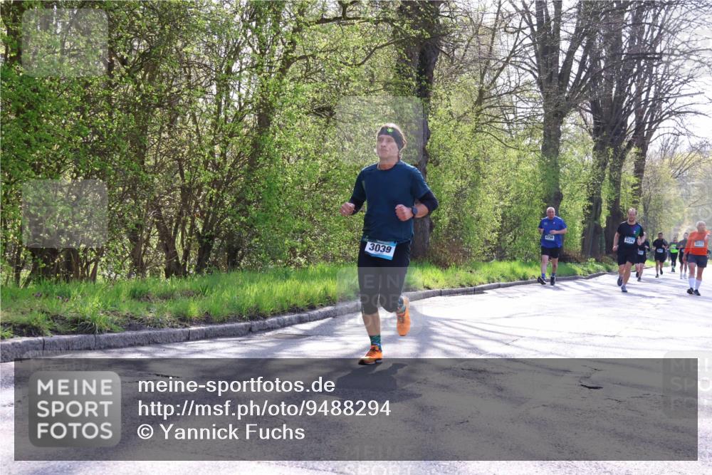 12.04.2026 - 45. Internationalen Wilhelmsburger Insellauf Yannick Fuchs http://msf.ph/oto/9488294 12.04.2026 10:39:26 Laufen 3039, 3234, 5671 meine-sportfotos.de