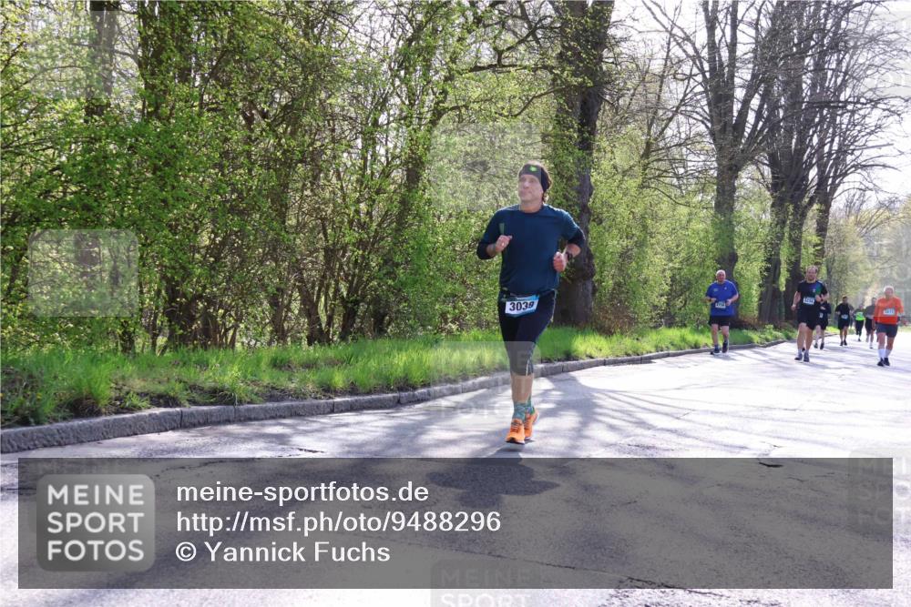 12.04.2026 - 45. Internationalen Wilhelmsburger Insellauf Yannick Fuchs http://msf.ph/oto/9488296 12.04.2026 10:39:27 Laufen 3039, 4756, 5671 meine-sportfotos.de