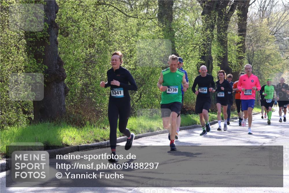 12.04.2026 - 45. Internationalen Wilhelmsburger Insellauf Yannick Fuchs http://msf.ph/oto/9488297 12.04.2026 10:33:43 Laufen 4739, 3054, 5341, 3173, 2810, 4758 meine-sportfotos.de