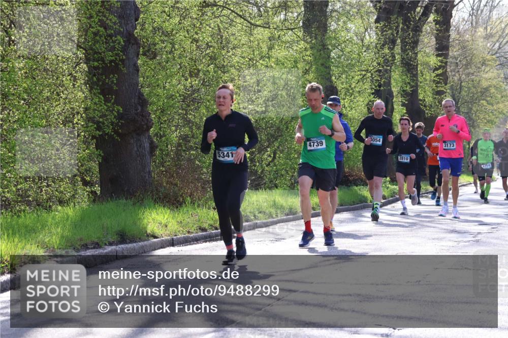 12.04.2026 - 45. Internationalen Wilhelmsburger Insellauf Yannick Fuchs http://msf.ph/oto/9488299 12.04.2026 10:33:43 Laufen 4739, 5341, 054, 2810, 3173, 4758 meine-sportfotos.de