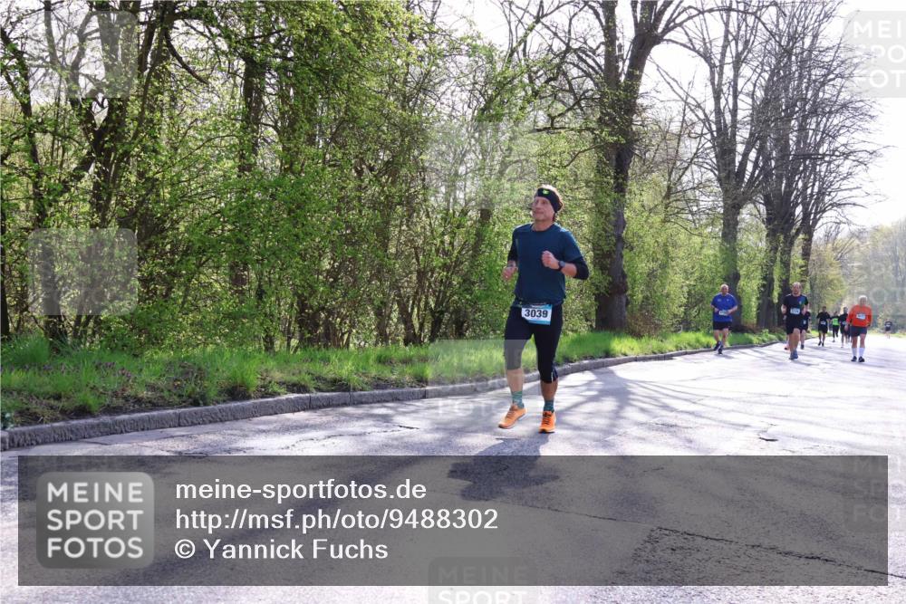 12.04.2026 - 45. Internationalen Wilhelmsburger Insellauf Yannick Fuchs http://msf.ph/oto/9488302 12.04.2026 10:39:27 Laufen 3039 meine-sportfotos.de