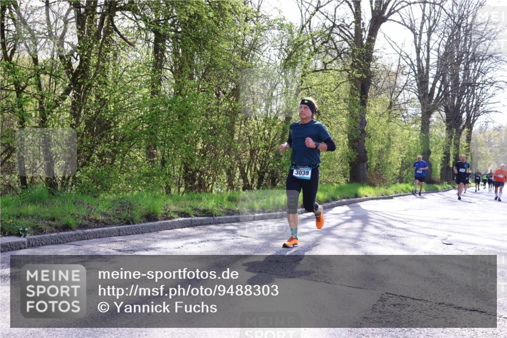 12.04.2026 - 45. Internationalen Wilhelmsburger Insellauf Yannick Fuchs http://msf.ph/oto/9488303 12.04.2026 10:39:27 Laufen 3039 meine-sportfotos.de