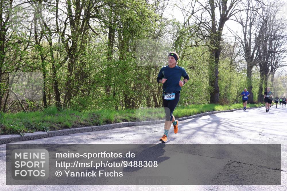 12.04.2026 - 45. Internationalen Wilhelmsburger Insellauf Yannick Fuchs http://msf.ph/oto/9488308 12.04.2026 10:39:27 Laufen 3039 meine-sportfotos.de