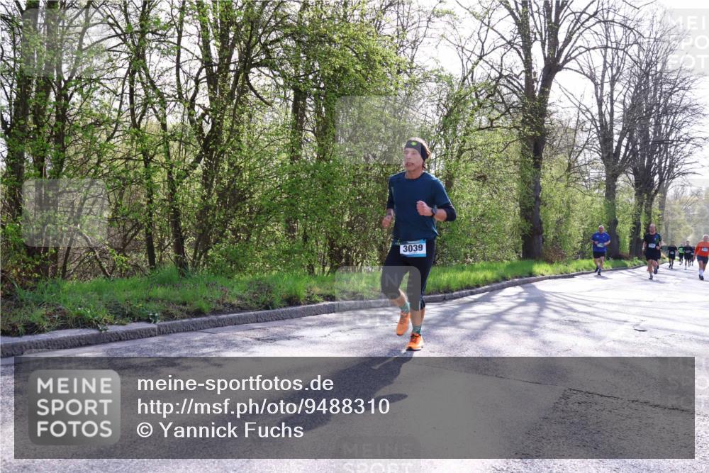12.04.2026 - 45. Internationalen Wilhelmsburger Insellauf Yannick Fuchs http://msf.ph/oto/9488310 12.04.2026 10:39:27 Laufen 3039 meine-sportfotos.de