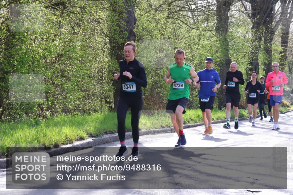 12.04.2026 - 45. Internationalen Wilhelmsburger Insellauf Yannick Fuchs http://msf.ph/oto/9488316 12.04.2026 10:33:44 Laufen 5341, 4739, 2100, 3054, 2810, 3173 meine-sportfotos.de