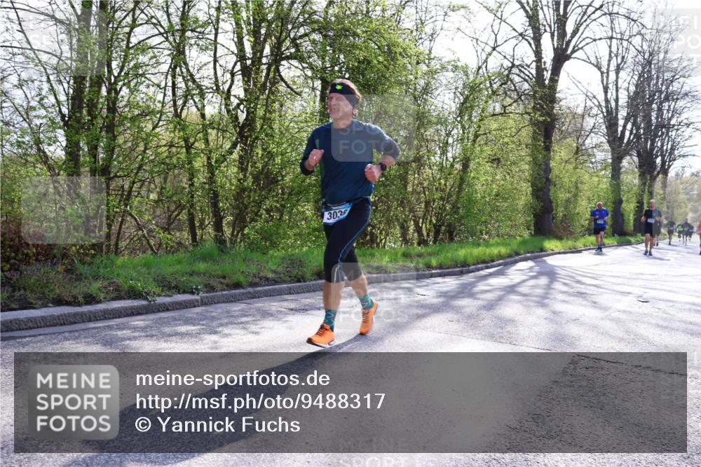 12.04.2026 - 45. Internationalen Wilhelmsburger Insellauf Yannick Fuchs http://msf.ph/oto/9488317 12.04.2026 10:39:28 Laufen 303 meine-sportfotos.de