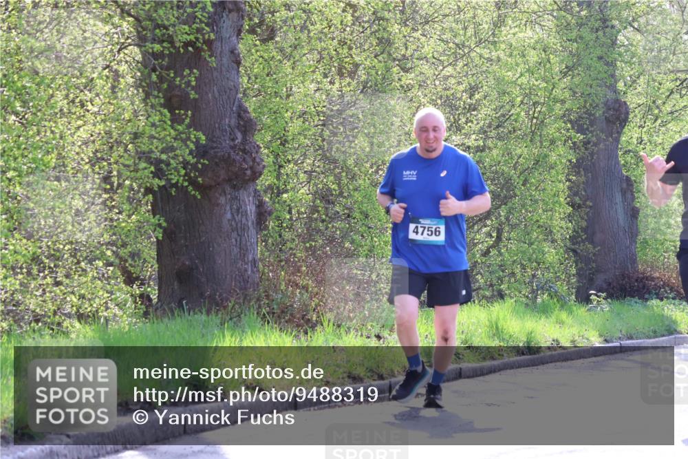 12.04.2026 - 45. Internationalen Wilhelmsburger Insellauf Yannick Fuchs http://msf.ph/oto/9488319 12.04.2026 10:39:29 Laufen 4756 meine-sportfotos.de