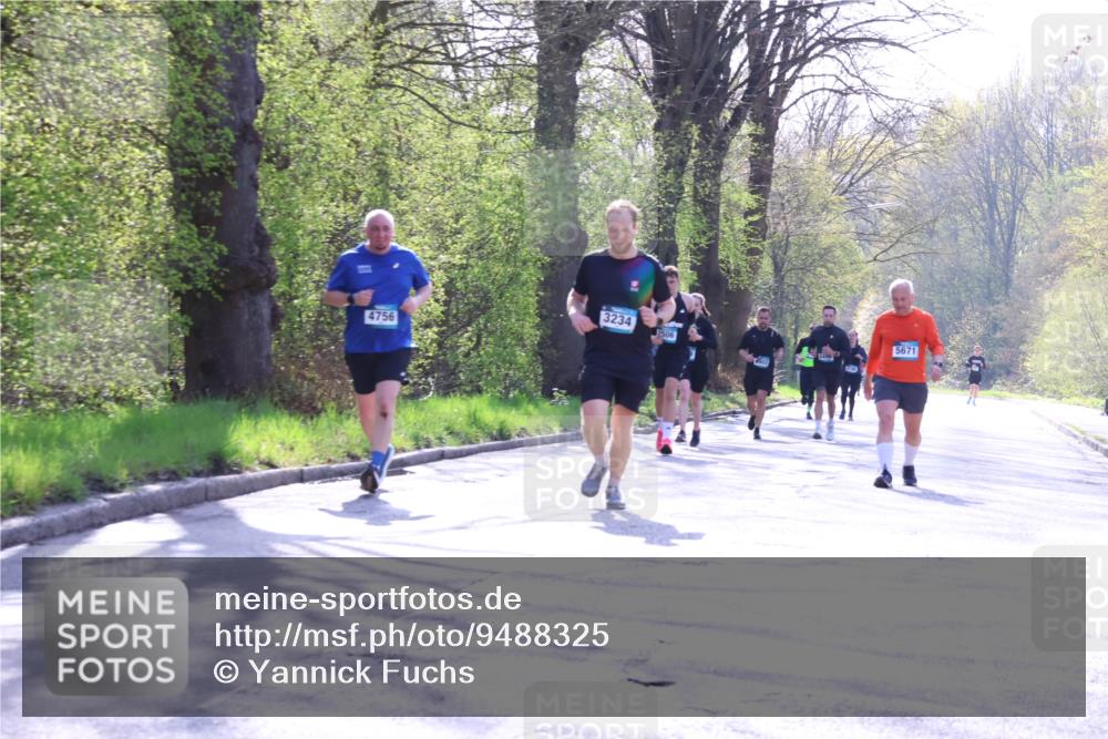 12.04.2026 - 45. Internationalen Wilhelmsburger Insellauf Yannick Fuchs http://msf.ph/oto/9488325 12.04.2026 10:39:29 Laufen 4756, 3234, 2506, 5671 meine-sportfotos.de