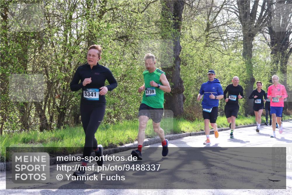 12.04.2026 - 45. Internationalen Wilhelmsburger Insellauf Yannick Fuchs http://msf.ph/oto/9488337 12.04.2026 10:33:45 Laufen 5341, 4739, 3054, 2810, 53173 meine-sportfotos.de