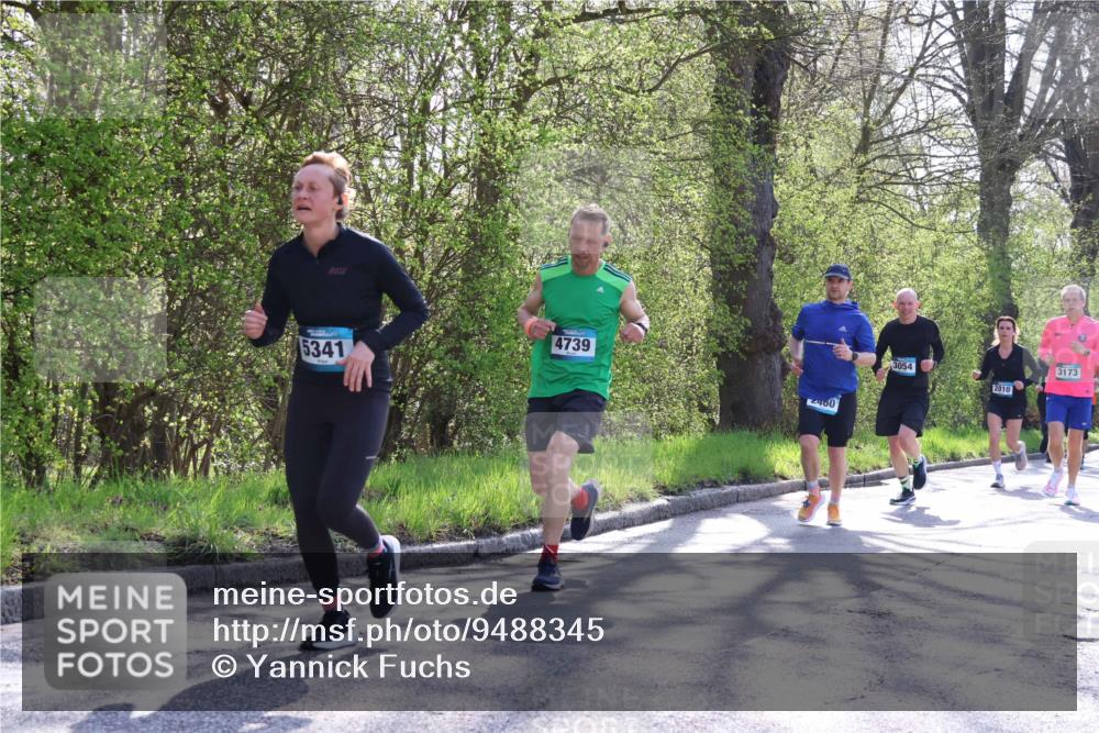 12.04.2026 - 45. Internationalen Wilhelmsburger Insellauf Yannick Fuchs http://msf.ph/oto/9488345 12.04.2026 10:33:46 Laufen 4739, 3054, 5341, 2810, 3173 meine-sportfotos.de