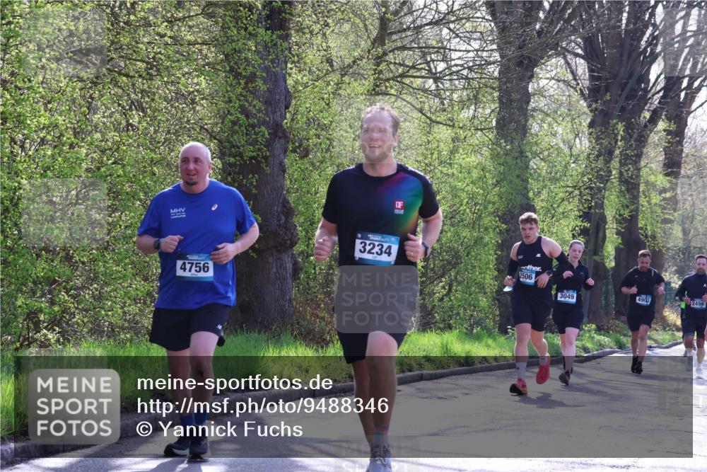 12.04.2026 - 45. Internationalen Wilhelmsburger Insellauf Yannick Fuchs http://msf.ph/oto/9488346 12.04.2026 10:39:31 Laufen 4756, 3234, 2506, 3049, 4903, 2496 meine-sportfotos.de