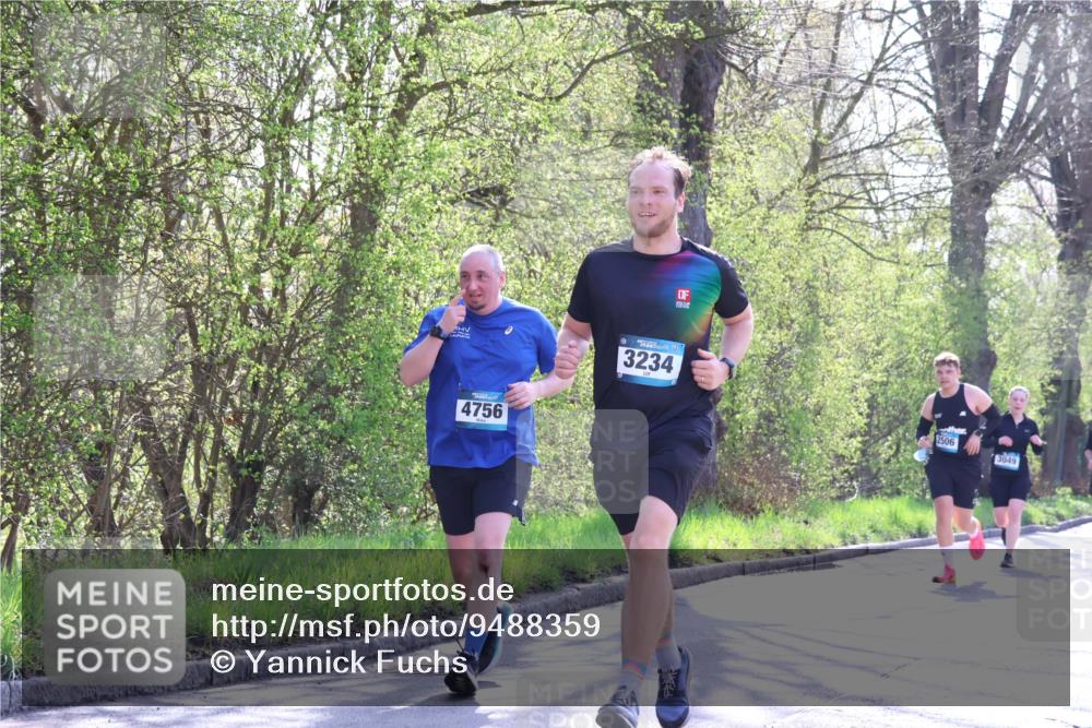 12.04.2026 - 45. Internationalen Wilhelmsburger Insellauf Yannick Fuchs http://msf.ph/oto/9488359 12.04.2026 10:39:32 Laufen 4756, 3234, 2506, 3049 meine-sportfotos.de