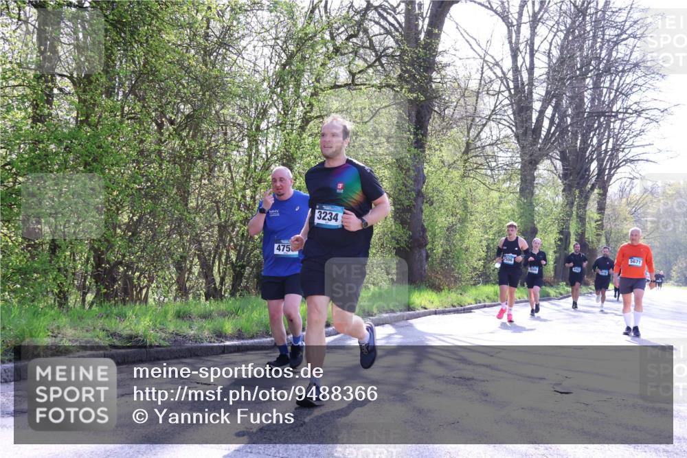 12.04.2026 - 45. Internationalen Wilhelmsburger Insellauf Yannick Fuchs http://msf.ph/oto/9488366 12.04.2026 10:39:32 Laufen 475, 3234, 2506, 5671 meine-sportfotos.de