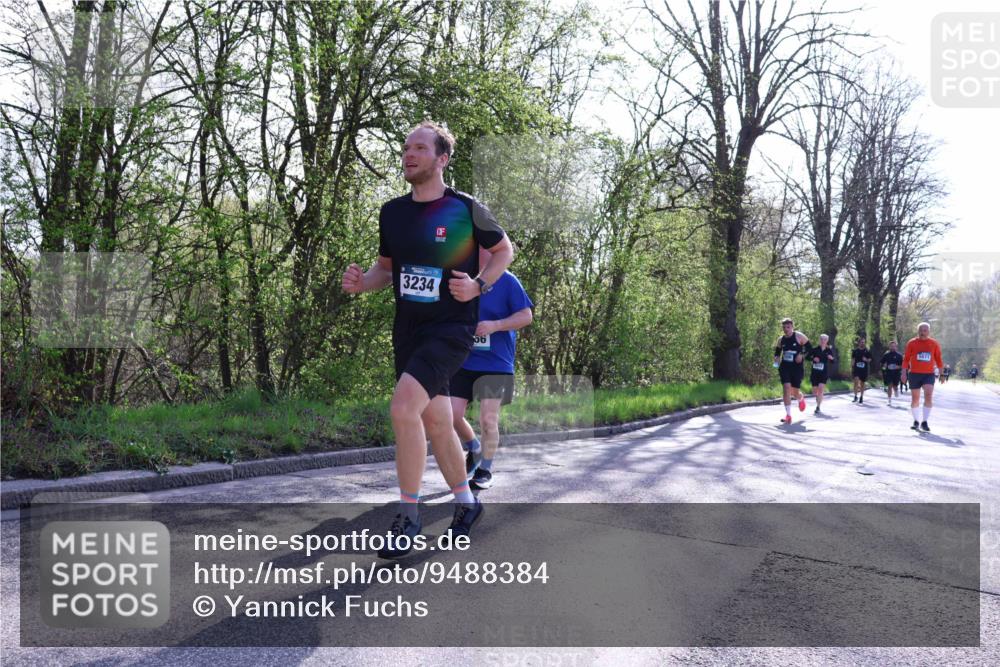 12.04.2026 - 45. Internationalen Wilhelmsburger Insellauf Yannick Fuchs http://msf.ph/oto/9488384 12.04.2026 10:39:33 Laufen 3234, 56, 5671 meine-sportfotos.de