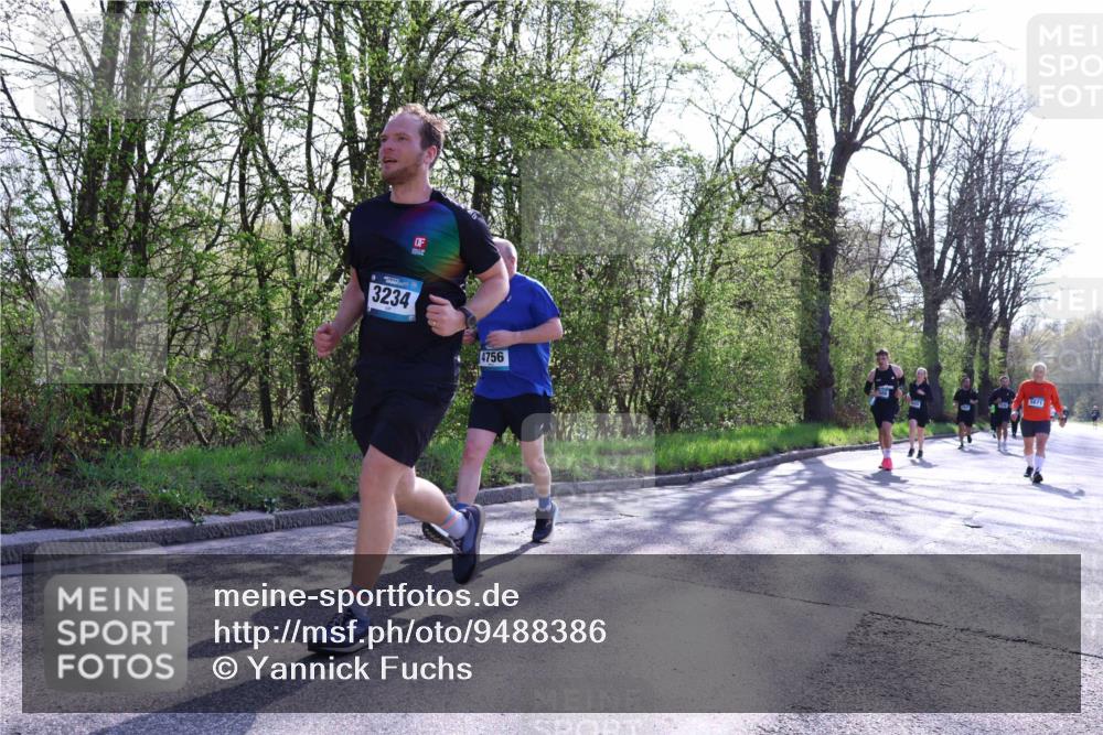 12.04.2026 - 45. Internationalen Wilhelmsburger Insellauf Yannick Fuchs http://msf.ph/oto/9488386 12.04.2026 10:39:34 Laufen 9, 3234, 4756, 5671 meine-sportfotos.de