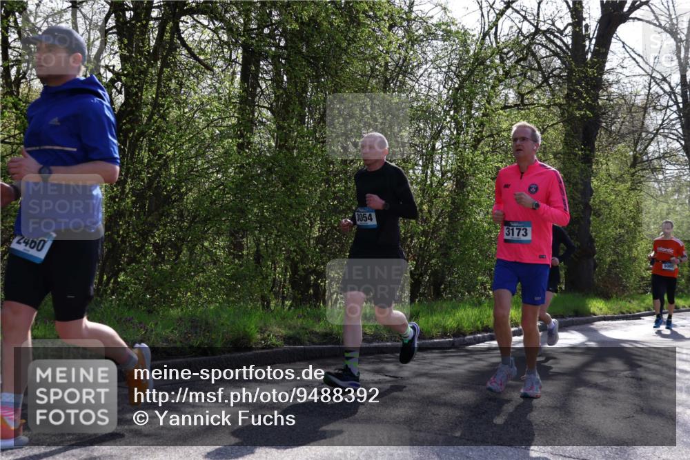 12.04.2026 - 45. Internationalen Wilhelmsburger Insellauf Yannick Fuchs http://msf.ph/oto/9488392 12.04.2026 10:33:49 Laufen 2460, 3054, 3173, 500 meine-sportfotos.de