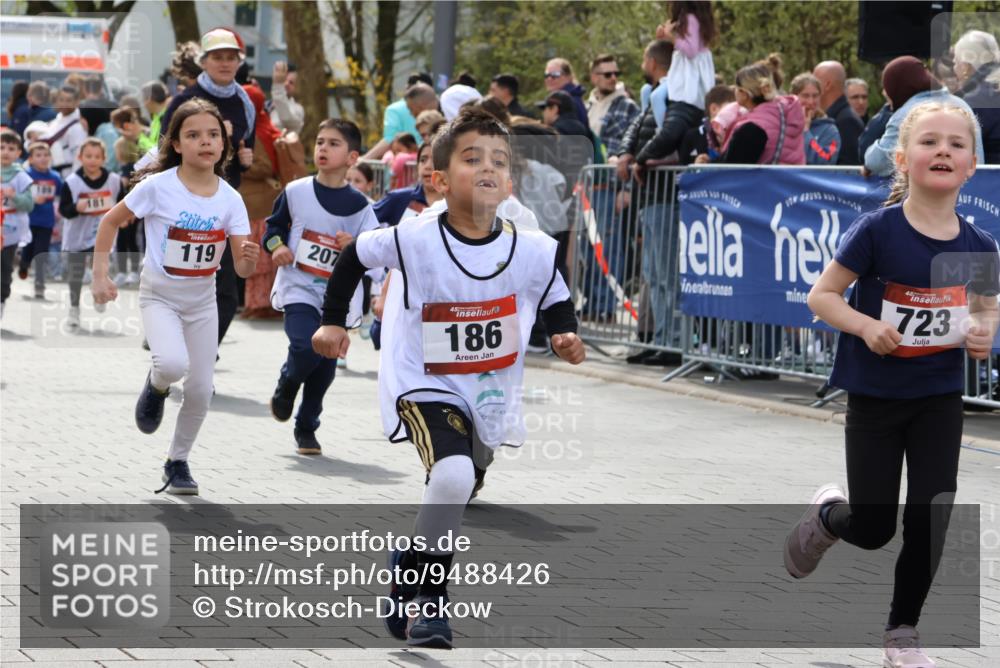 12.04.2026 - 45. Internationalen Wilhelmsburger Insellauf Strokosch-Dieckow http://msf.ph/oto/9488426 12.04.2026 14:09:59 Ziel 907, 158, 268, 543, 721, 1503, 736, 715, 6, 1504, 412, 681, 640, 248, 441, 723, 119, 186, 224, 745, 207, 920, 770, 182, 19, 913, 181, 529, 942, 157, 1518 meine-sportfotos.de