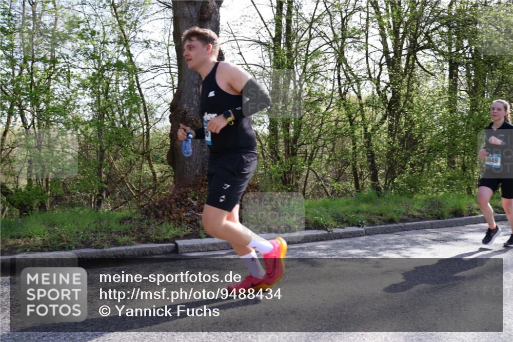 12.04.2026 - 45. Internationalen Wilhelmsburger Insellauf Yannick Fuchs http://msf.ph/oto/9488434 12.04.2026 10:39:38 Laufen  meine-sportfotos.de