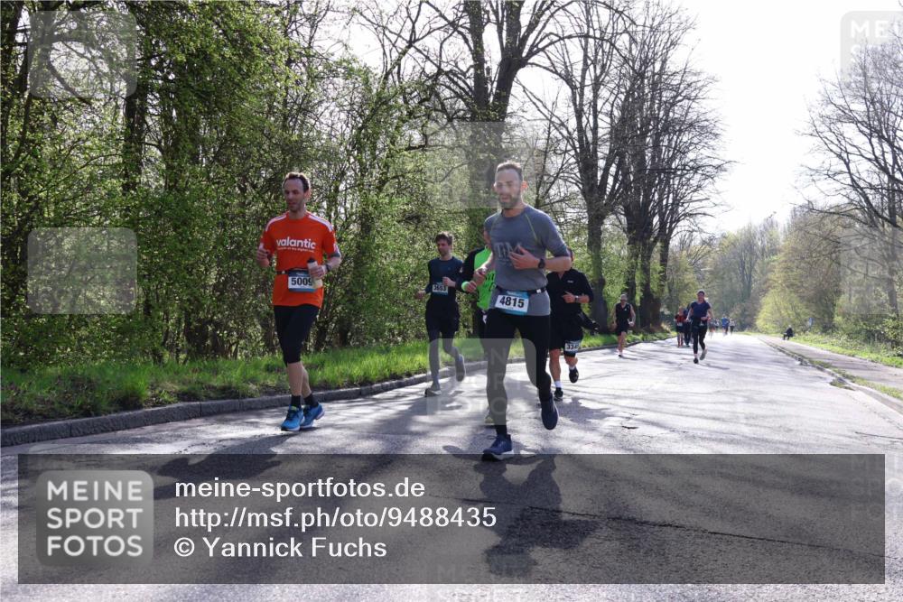 12.04.2026 - 45. Internationalen Wilhelmsburger Insellauf Yannick Fuchs http://msf.ph/oto/9488435 12.04.2026 10:33:53 Laufen 3653, 5009, 4815, 3349 meine-sportfotos.de