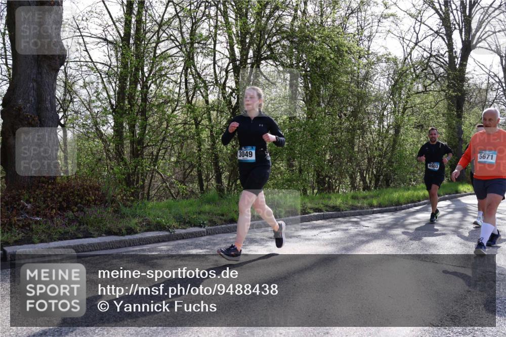 12.04.2026 - 45. Internationalen Wilhelmsburger Insellauf Yannick Fuchs http://msf.ph/oto/9488438 12.04.2026 10:39:38 Laufen 3049, 4903, 5671 meine-sportfotos.de