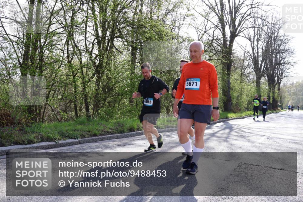 12.04.2026 - 45. Internationalen Wilhelmsburger Insellauf Yannick Fuchs http://msf.ph/oto/9488453 12.04.2026 10:39:40 Laufen 4903, 49, 5671 meine-sportfotos.de