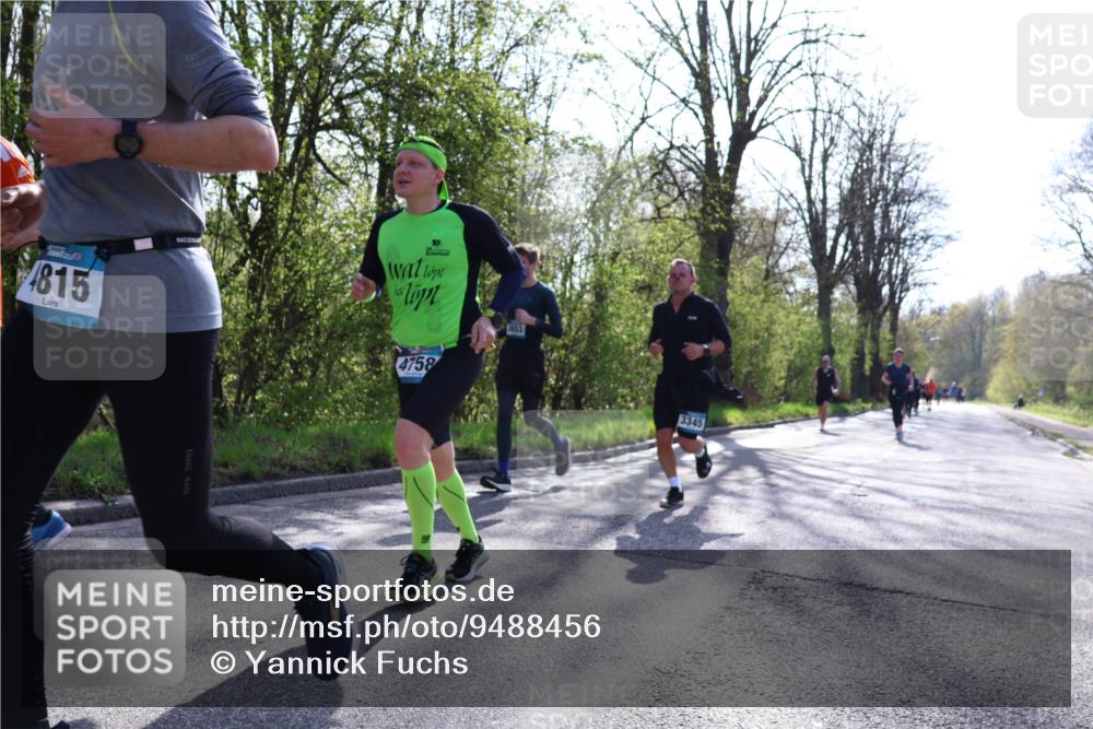 12.04.2026 - 45. Internationalen Wilhelmsburger Insellauf Yannick Fuchs http://msf.ph/oto/9488456 12.04.2026 10:33:54 Laufen 815, 4758, 3345 meine-sportfotos.de