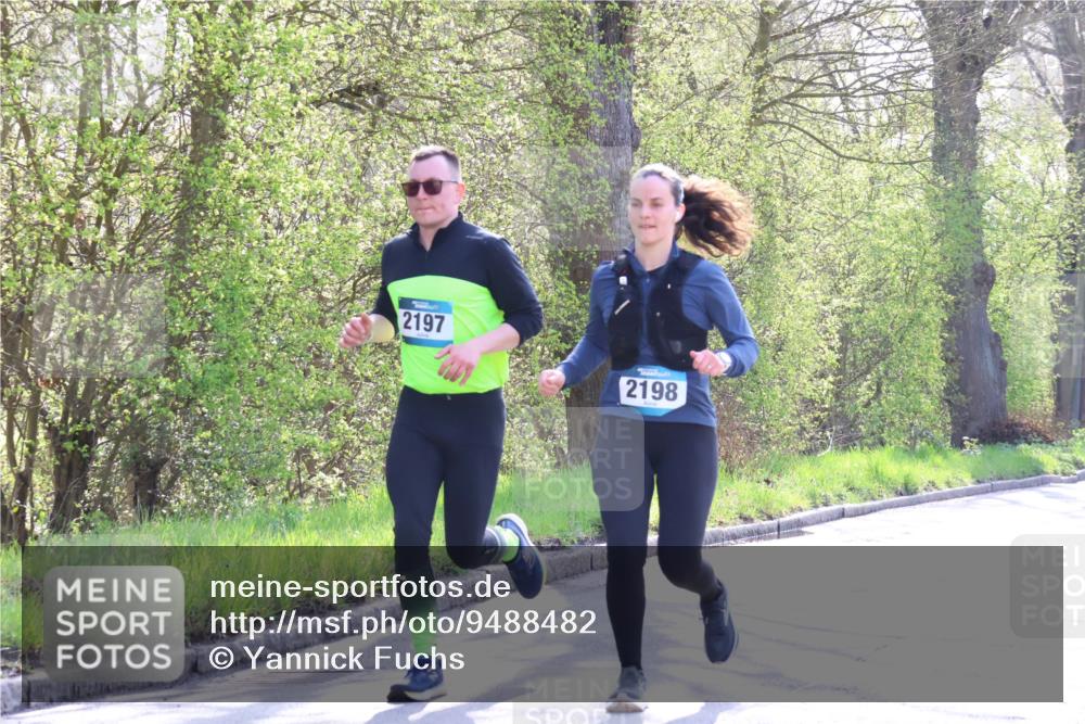 12.04.2026 - 45. Internationalen Wilhelmsburger Insellauf Yannick Fuchs http://msf.ph/oto/9488482 12.04.2026 10:39:42 Laufen 2197, 2198 meine-sportfotos.de