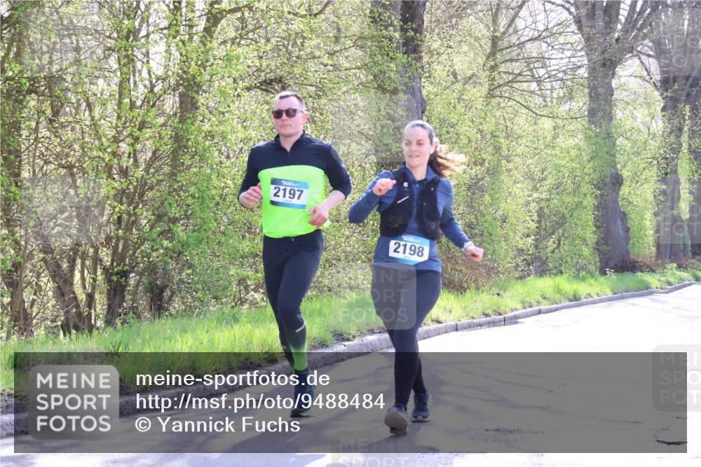 12.04.2026 - 45. Internationalen Wilhelmsburger Insellauf Yannick Fuchs http://msf.ph/oto/9488484 12.04.2026 10:39:43 Laufen 2197, 2198 meine-sportfotos.de