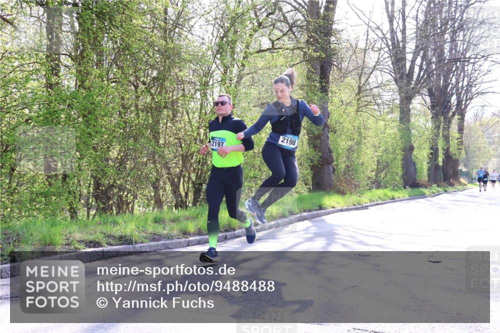 12.04.2026 - 45. Internationalen Wilhelmsburger Insellauf Yannick Fuchs http://msf.ph/oto/9488488 12.04.2026 10:39:43 Laufen 2197, 2198 meine-sportfotos.de