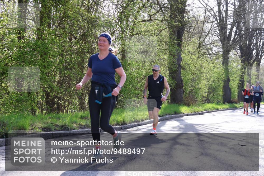 12.04.2026 - 45. Internationalen Wilhelmsburger Insellauf Yannick Fuchs http://msf.ph/oto/9488497 12.04.2026 10:33:58 Laufen 2920, 2075 meine-sportfotos.de