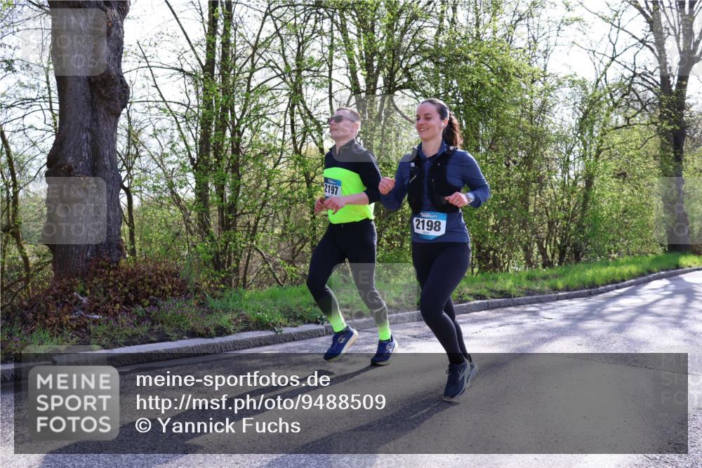 12.04.2026 - 45. Internationalen Wilhelmsburger Insellauf Yannick Fuchs http://msf.ph/oto/9488509 12.04.2026 10:39:44 Laufen 2197, 2198 meine-sportfotos.de
