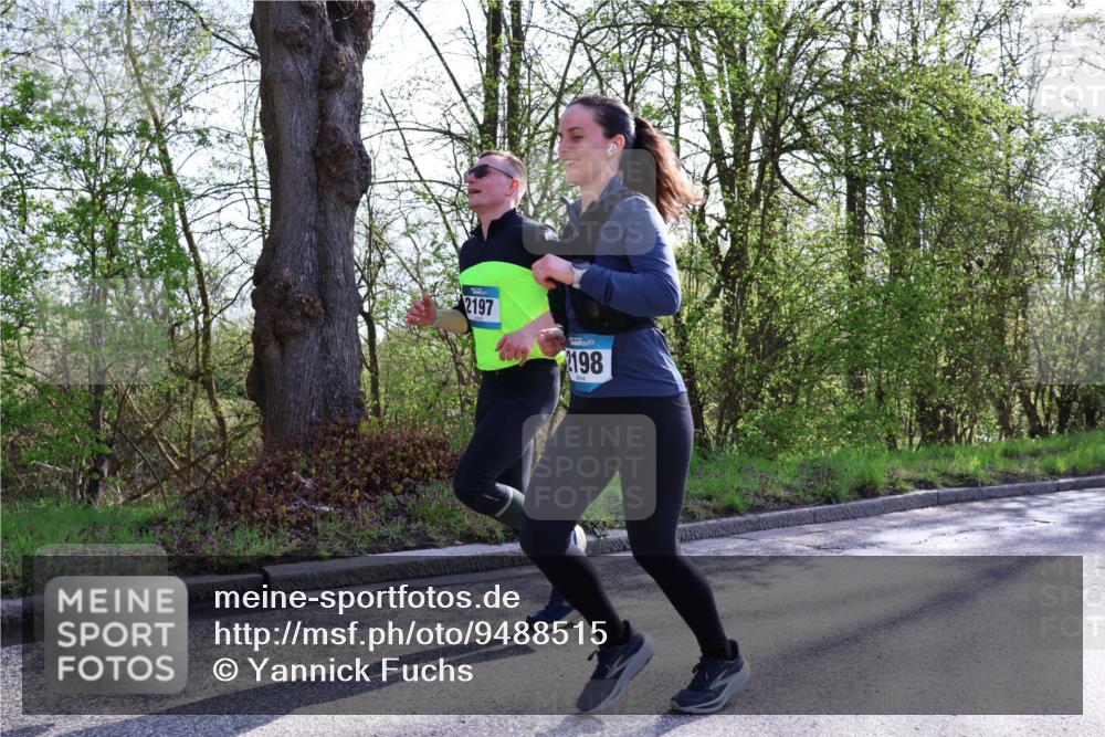 12.04.2026 - 45. Internationalen Wilhelmsburger Insellauf Yannick Fuchs http://msf.ph/oto/9488515 12.04.2026 10:39:45 Laufen 2197, 198 meine-sportfotos.de
