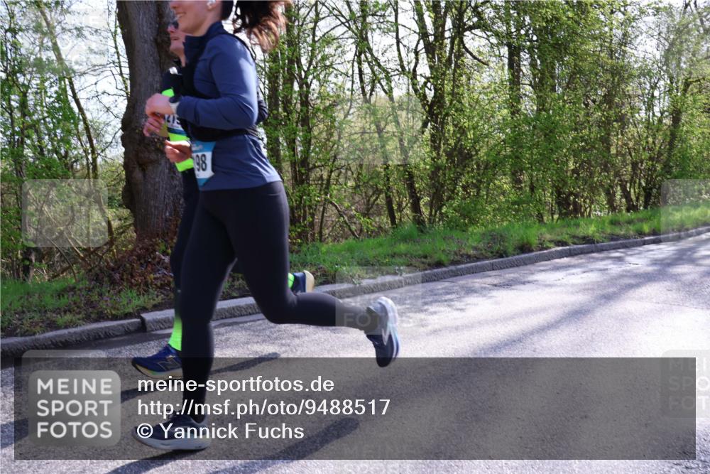 12.04.2026 - 45. Internationalen Wilhelmsburger Insellauf Yannick Fuchs http://msf.ph/oto/9488517 12.04.2026 10:39:45 Laufen 98 meine-sportfotos.de