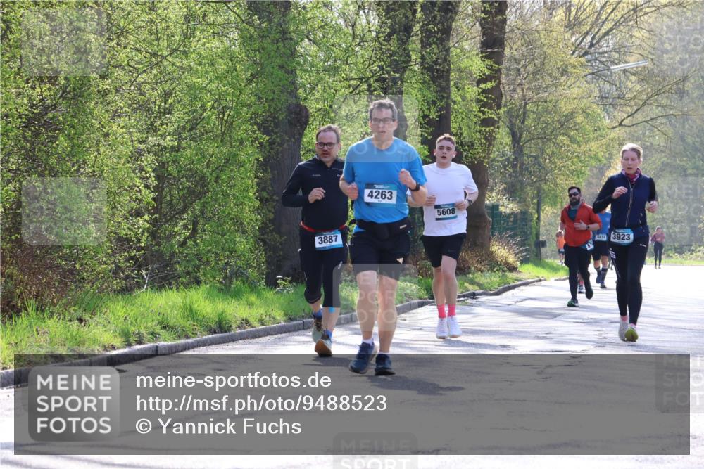 12.04.2026 - 45. Internationalen Wilhelmsburger Insellauf Yannick Fuchs http://msf.ph/oto/9488523 12.04.2026 10:39:54 Laufen 3887, 4263, 5608, 3923 meine-sportfotos.de
