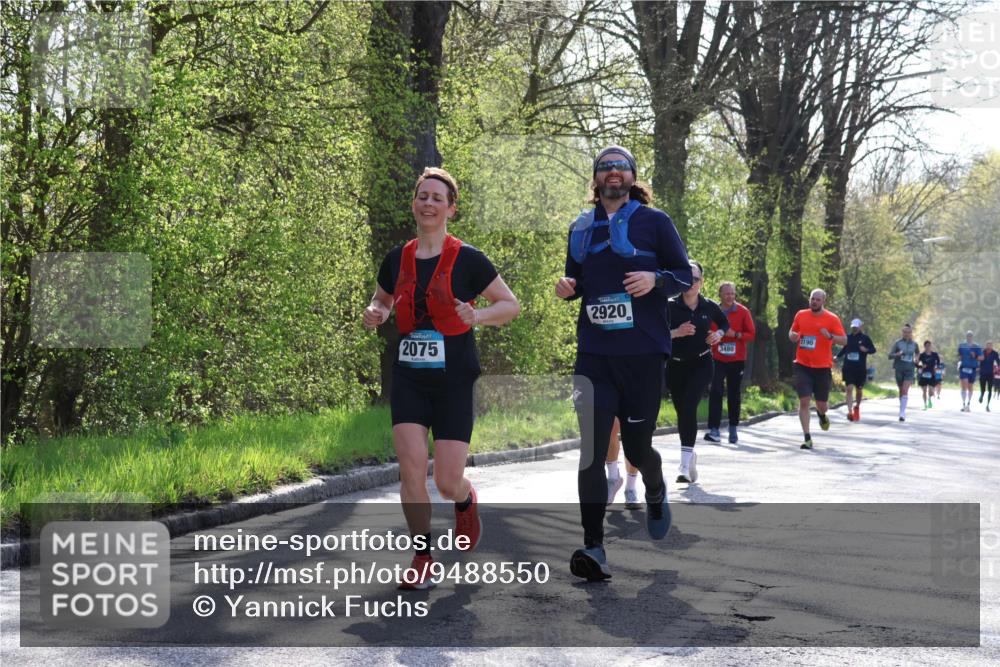 12.04.2026 - 45. Internationalen Wilhelmsburger Insellauf Yannick Fuchs http://msf.ph/oto/9488550 12.04.2026 10:34:02 Laufen 2075, 2920, 1190, 3480 meine-sportfotos.de