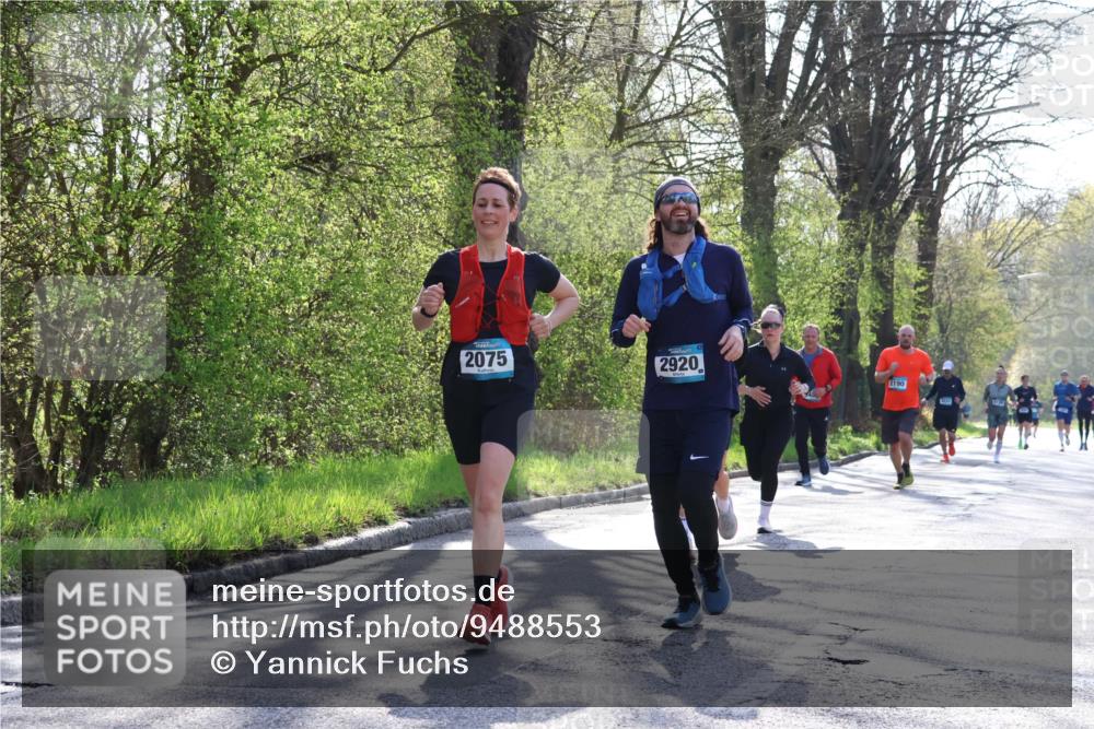 12.04.2026 - 45. Internationalen Wilhelmsburger Insellauf Yannick Fuchs http://msf.ph/oto/9488553 12.04.2026 10:34:02 Laufen 2075, 2920, 2190 meine-sportfotos.de