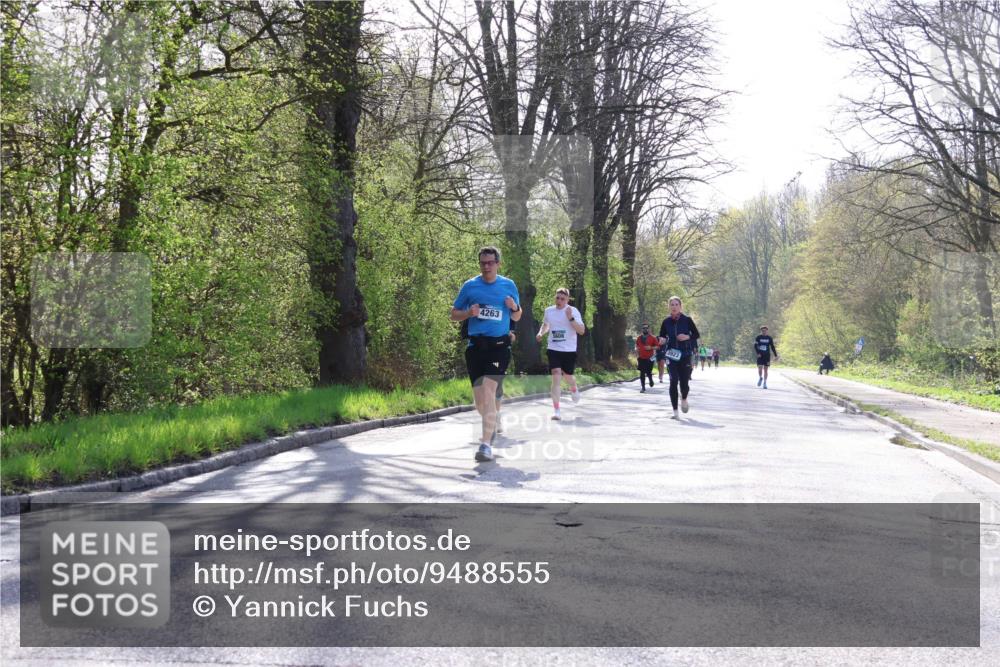 12.04.2026 - 45. Internationalen Wilhelmsburger Insellauf Yannick Fuchs http://msf.ph/oto/9488555 12.04.2026 10:39:56 Laufen 4263, 5608 meine-sportfotos.de