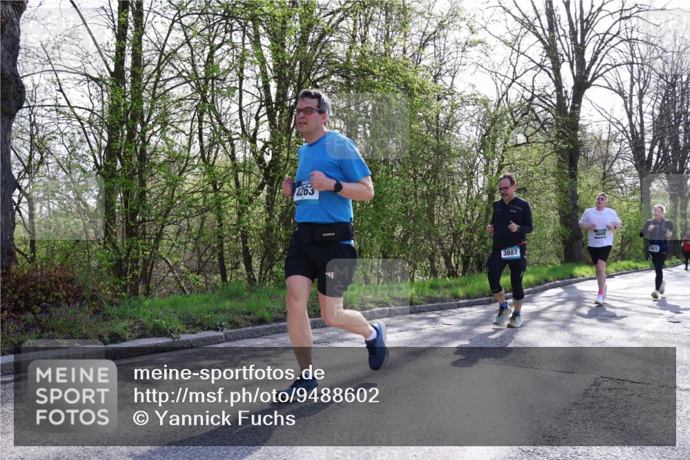 12.04.2026 - 45. Internationalen Wilhelmsburger Insellauf Yannick Fuchs http://msf.ph/oto/9488602 12.04.2026 10:40:00 Laufen 4263, 3887, 5608, 3923 meine-sportfotos.de
