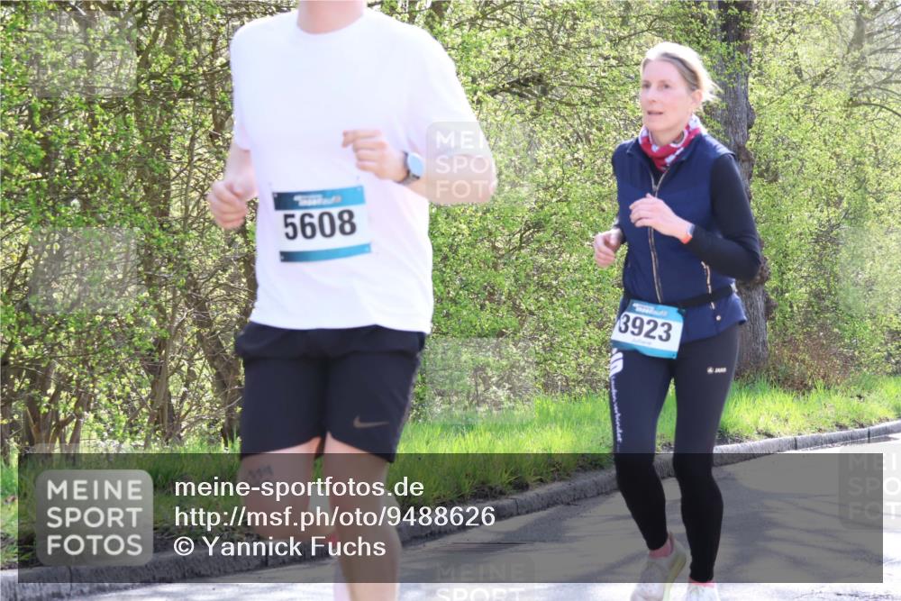12.04.2026 - 45. Internationalen Wilhelmsburger Insellauf Yannick Fuchs http://msf.ph/oto/9488626 12.04.2026 10:40:01 Laufen 5608, 3923 meine-sportfotos.de
