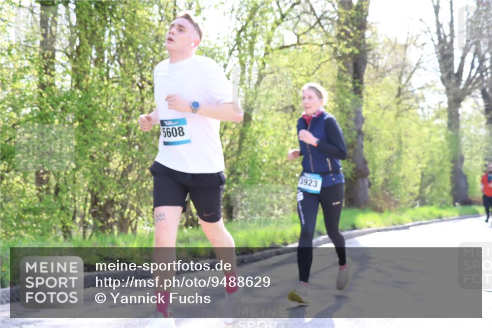 12.04.2026 - 45. Internationalen Wilhelmsburger Insellauf Yannick Fuchs http://msf.ph/oto/9488629 12.04.2026 10:40:02 Laufen 5608, 3923 meine-sportfotos.de