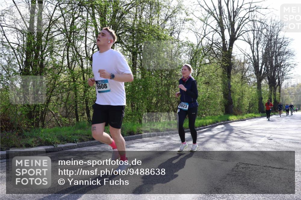 12.04.2026 - 45. Internationalen Wilhelmsburger Insellauf Yannick Fuchs http://msf.ph/oto/9488638 12.04.2026 10:40:02 Laufen 5608, 3923 meine-sportfotos.de