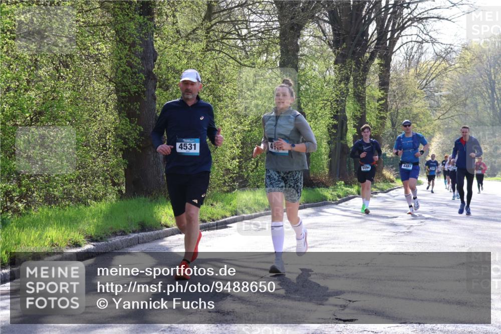 12.04.2026 - 45. Internationalen Wilhelmsburger Insellauf Yannick Fuchs http://msf.ph/oto/9488650 12.04.2026 10:34:12 Laufen 4531, 5594, 4481 meine-sportfotos.de